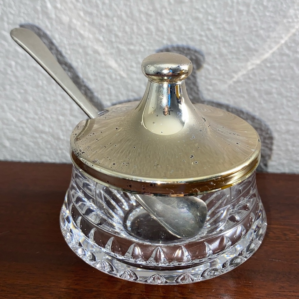 Crystal sugar bowl